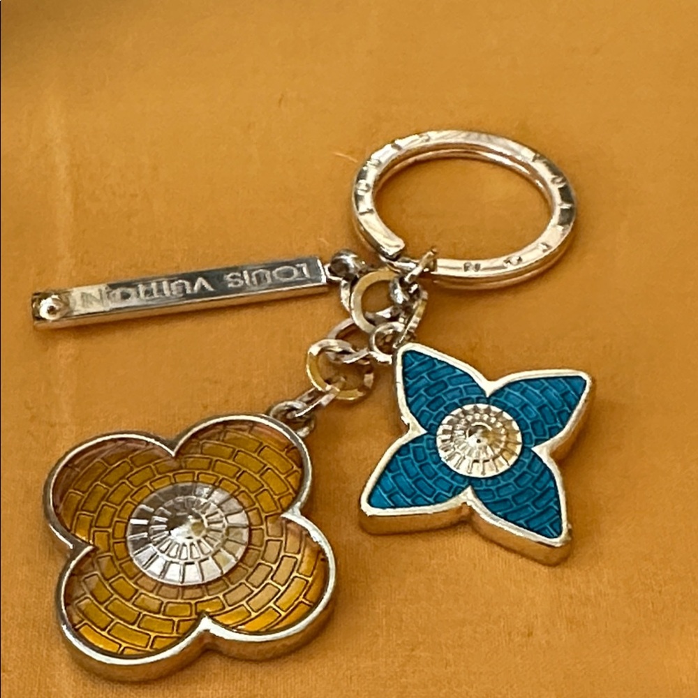 Louis Vuitton Yellow and Blue Flower Keyring